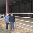 Le couple Villevet éleveurs en Creuse clients Triangle Energie stabulation solaire