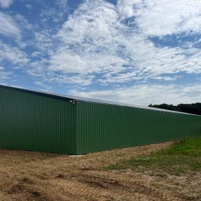 Bâtiment agricole Solaire et photovoltaïque réalisé par Triangle energie chez de agriculteurs dans toute la France