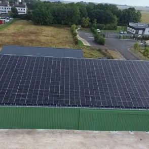 Bâtiment agricole Solaire et photovoltaïque réalisé par Triangle energie chez de agriculteurs dans toute la France