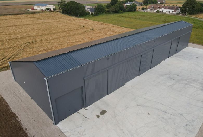 Bâtiment agricole Solaire et photovoltaïque réalisé par Triangle energie chez de agriculteurs dans toute la France