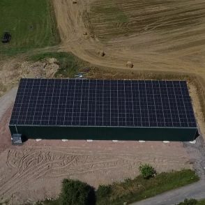Bâtiment agricole Solaire et photovoltaïque réalisé par Triangle energie chez de agriculteurs dans toute la France