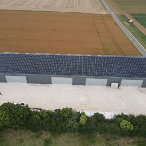 Bâtiment agricole Solaire et photovoltaïque réalisé par Triangle energie chez de agriculteurs dans toute la France