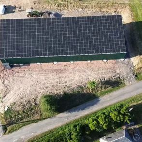 Bâtiment agricole Solaire et photovoltaïque réalisé par Triangle energie chez de agriculteurs dans toute la France